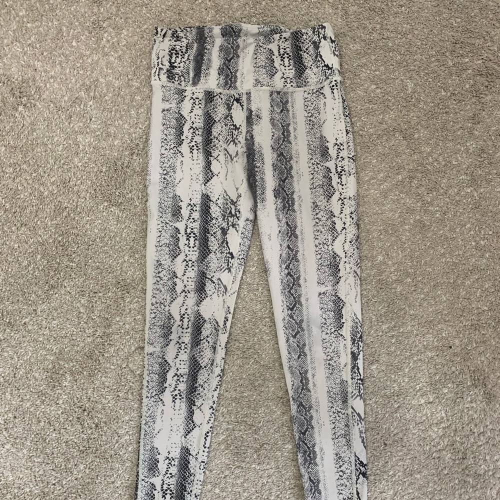 Snake print legging